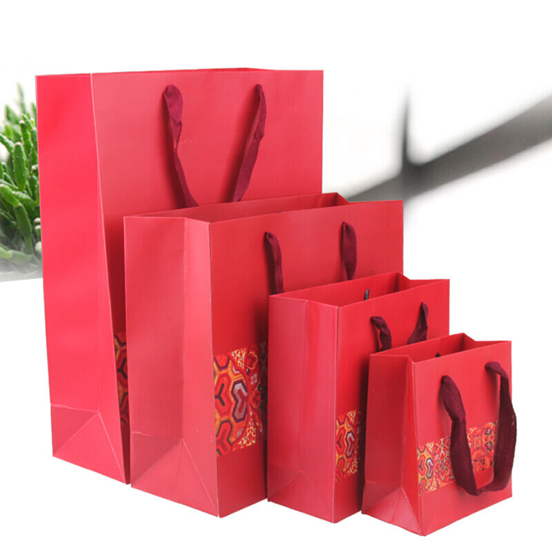 ເປັນ​ຫຍັງ​ທ່ານ​ຄວນ​ເລືອກ handbag ຂອງ​ຂວັນ​ສໍາ​ລັບ​ທຸກ​ໂອ​ກາດ​ພິ​ເສດ​